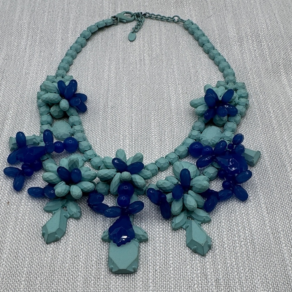 Zara Blue and Teal Statement Necklace it has a vintage look to it 11.25”